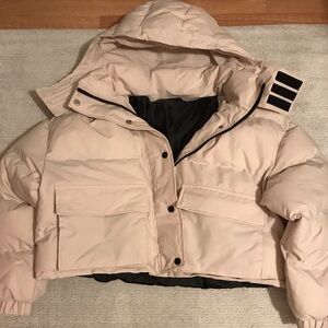 Beige cropped / bomber style puff jacket coat